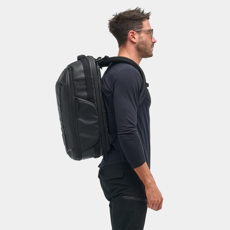 McKinnon Camera Pack 35L